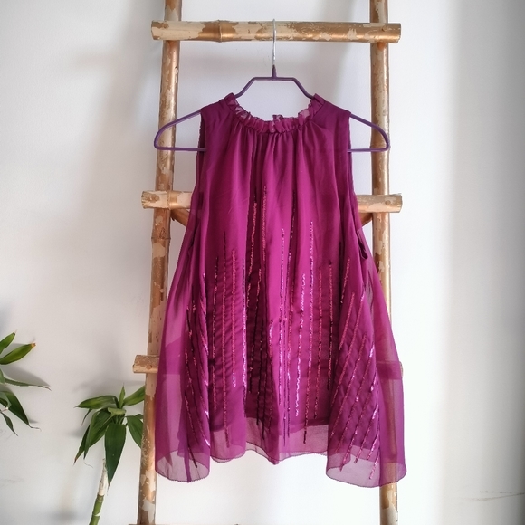 Sequin Flowy Magenta Top - Picture 4 of 16